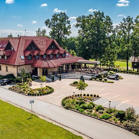Hotel Styl 70 Пщина Екстериор снимка