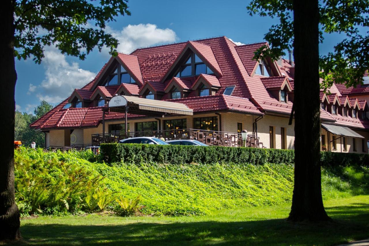 Hotel Styl 70 Пщина Екстериор снимка