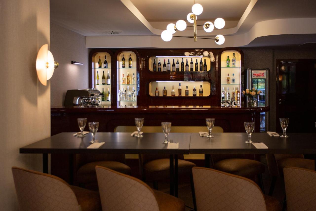 Hotel Styl 70 Пщина Екстериор снимка
