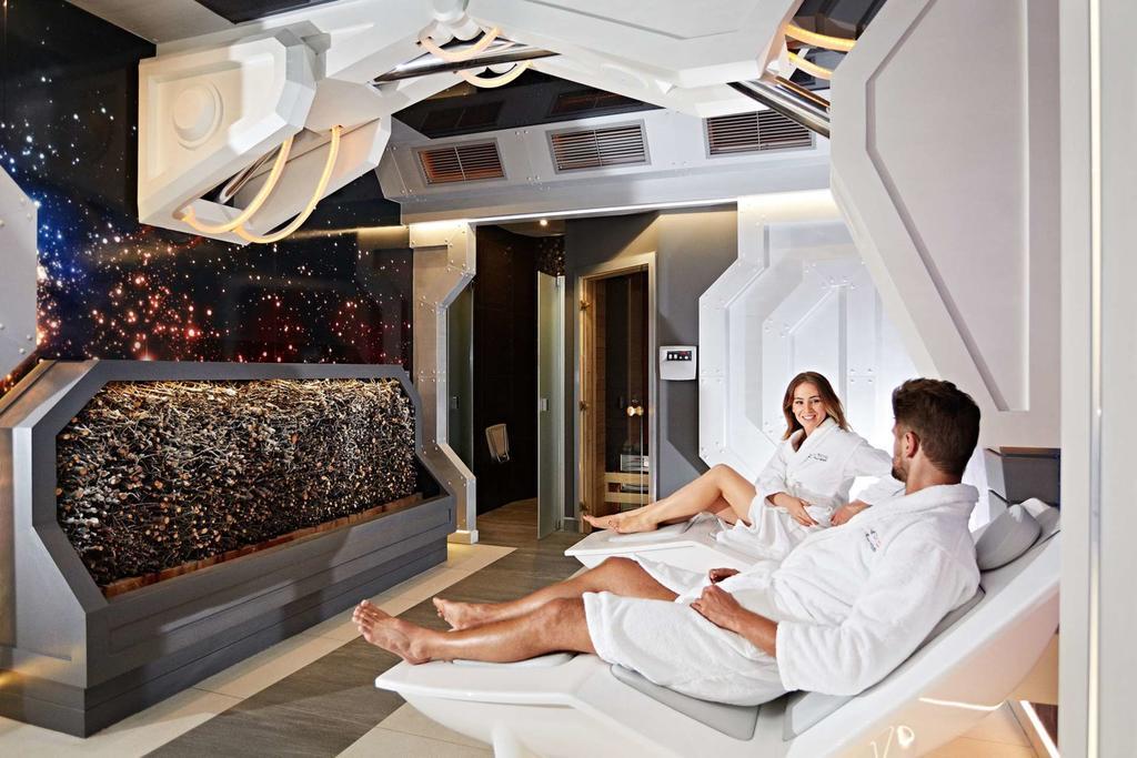 Hotel Styl 70 Пщина Екстериор снимка